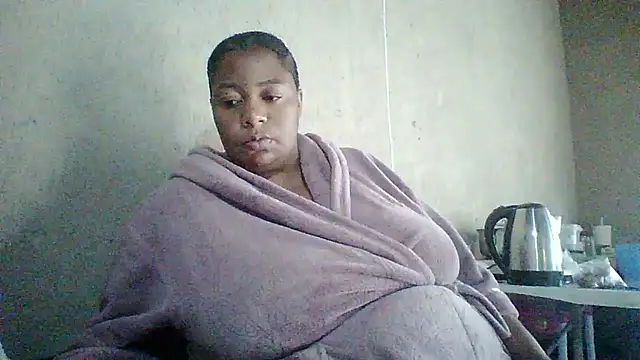 Snapshot of bustyboobs6 chatting on 12/03/25, 06:32 bustyboobs6 online show from 12/03/25, 06:32