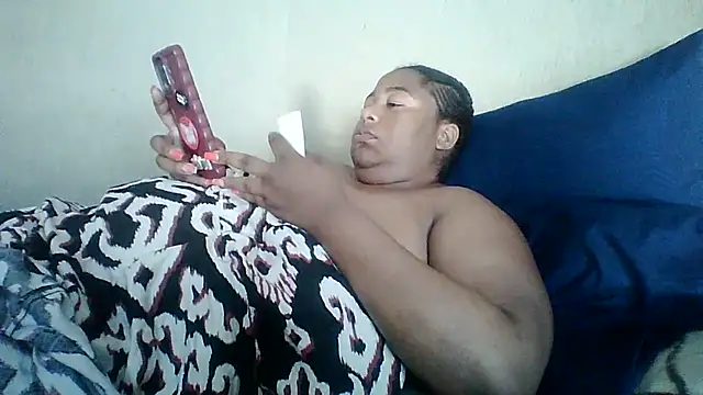 Snapshot of bustyboobs6 chatting on 12/16/25, 10:53 bustyboobs6 online show from 12/16/25, 10:53