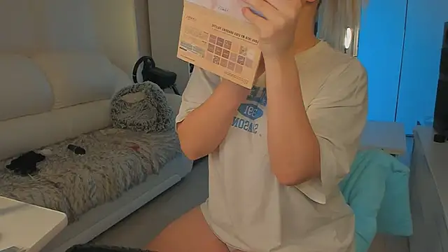 1AlexaGoddess3 online show from 02/16/25, 02:53