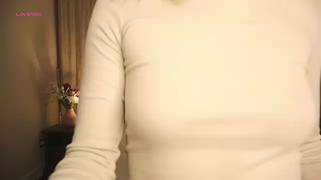 Snapshot of UdelaAshfield chatting on 03/05/25, 04:24 UdelaAshfield online show from 03/05/25, 04:24