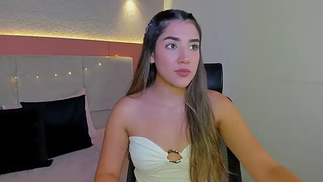 AniiRose online show from 11/27/25, 01:07