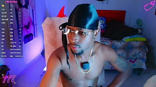 Snapshot of Aroonpapisex chatting on 07/16/26, 06:58 Aroonpapisex online show from 07/16/26, 06:58