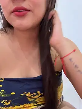 Snapshot of kiyomi-amour chatting on 01/08/25, 05:48 kiyomi-amour online show from 01/08/25, 05:48