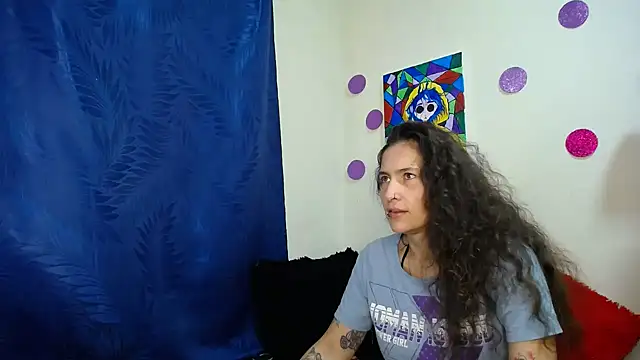 Snapshot of Leyla_Horny_Bg chatting on 10/17/25, 12:47 Leyla Horny Bg online show from 10/17/25, 12:47