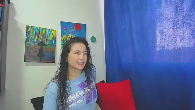 Snapshot of Leyla_Horny_Bg chatting on 10/20/25, 09:59 Leyla Horny Bg online show from 10/20/25, 09:59