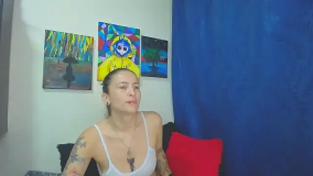 Snapshot of Leyla_Horny_Bg chatting on 11/06/25, 11:04 Leyla Horny Bg online show from 11/06/25, 11:04