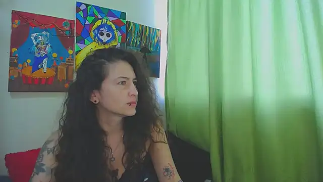 Snapshot of Leyla_Horny_Bg chatting on 12/03/25, 11:41 Leyla Horny Bg online show from 12/03/25, 11:41