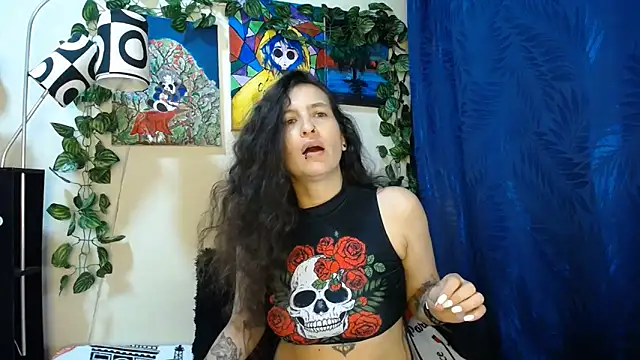 Snapshot of Leyla_Horny_Bg chatting on 06/13/26, 11:35 Leyla Horny Bg online show from 06/13/26, 11:35