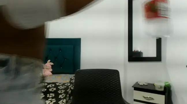 lucianadolll online show from 02/27/25, 09:32