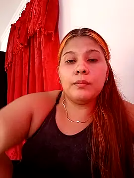 Stylevoluptuousvycky online show from 05/07/26, 09:53