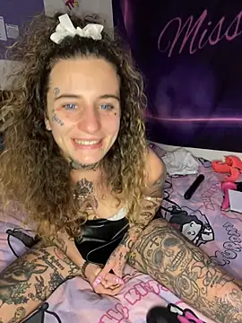 BlazyKitsune- online show from 01/13/25, 01:28