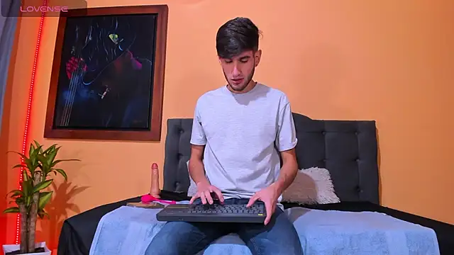 Thhiago tay online show from 12/16/24, 04:05