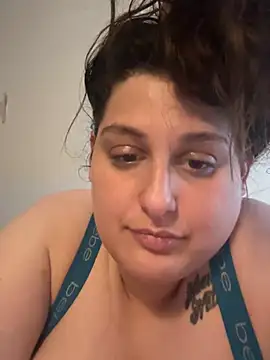 Snapshot of delinadelray chatting on 02/09/25, 02:18 delinadelray online show from 02/09/25, 02:18