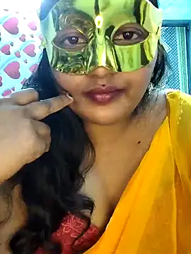 Snapshot of RomeoJuliet345 chatting on 01/06/25, 05:27 RomeoJuliet345 online show from 01/06/25, 05:27