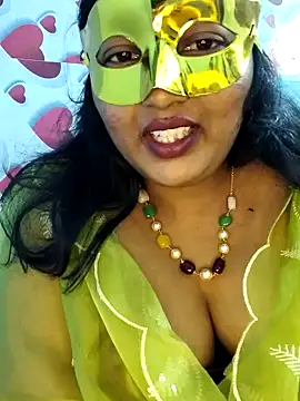 Snapshot of RomeoJuliet345 chatting on 01/11/25, 09:15 RomeoJuliet345 online show from 01/11/25, 09:15