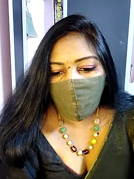 Snapshot of RomeoJuliet345 chatting on 02/07/26, 08:07 RomeoJuliet345 online show from 02/07/26, 08:07