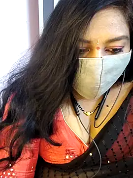 Snapshot of RomeoJuliet345 chatting on 03/03/26, 11:38 RomeoJuliet345 online show from 03/03/26, 11:38