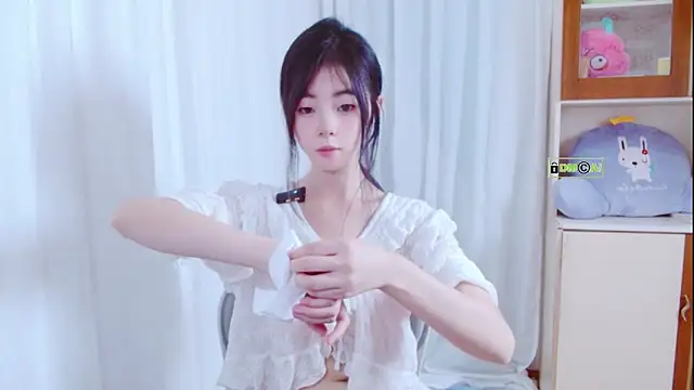Snapshot of xiyao1314 chatting on 10/08/25, 01:58 xiyao1314 online show from 10/08/25, 01:58