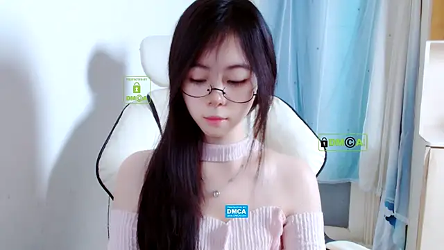 xiyao1314 online show from 11/21/25, 12:32