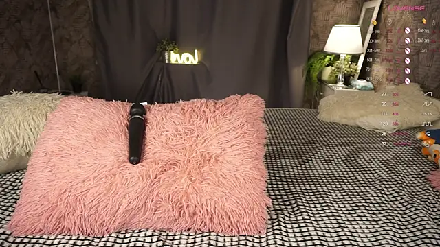 Snapshot of DorisHalsted chatting on 12/09/24, 02:34 DorisHalsted online show from 12/09/24, 02:34