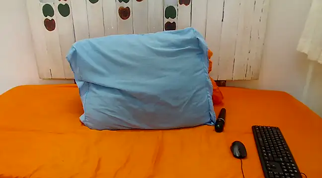 Snapshot of SexyEbony37X chatting on 03/22/25, 02:14 SexyEbony37X online show from 03/22/25, 02:14