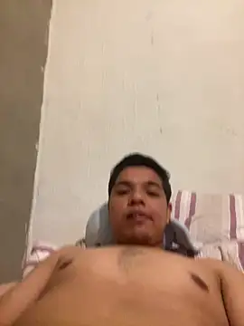 Snapshot of frank2368- chatting on 04/11/26, 07:02 frank2368- online show from 04/11/26, 07:02