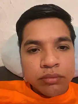 Snapshot of frank2368- chatting on 04/15/26, 05:36 frank2368- online show from 04/15/26, 05:36