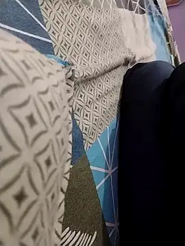 Snapshot of Noname333u chatting on 10/17/25, 05:10 Noname333u online show from 10/17/25, 05:10