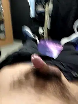 Alee3xxx online show from 10/24/25, 03:03