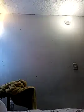 Snapshot of Queenjenn__ chatting on 02/05/25, 03:52 Queenjenn online show from 02/05/25, 03:52