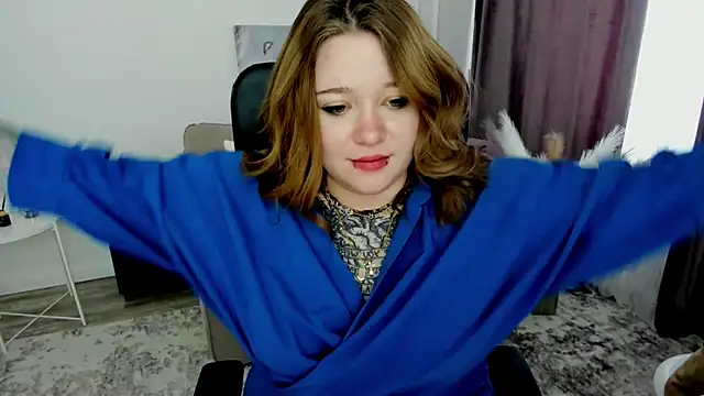 MoonLghte online show from 02/08/25, 06:43