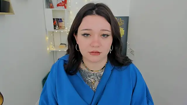 MoonLghte online show from 03/01/25, 02:04