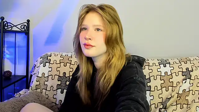 Snapshot of EvaStevs chatting on 01/18/25, 11:44 EvaStevs online show from 01/18/25, 11:44