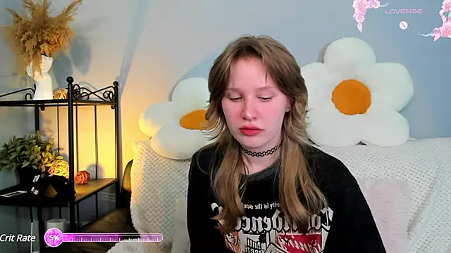 Snapshot of EvaStevs chatting on 02/14/25, 11:31 EvaStevs online show from 02/14/25, 11:31