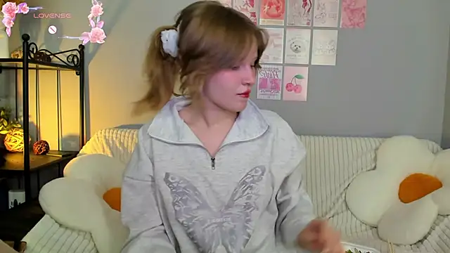 Snapshot of EvaStevs chatting on 03/16/25, 08:00 EvaStevs online show from 03/16/25, 08:00