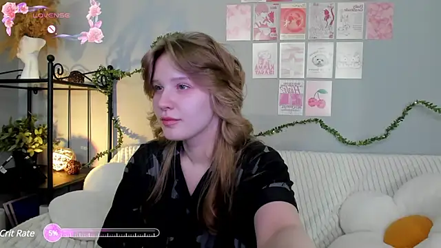 Snapshot of EvaStevs chatting on 03/21/25, 09:56 EvaStevs online show from 03/21/25, 09:56