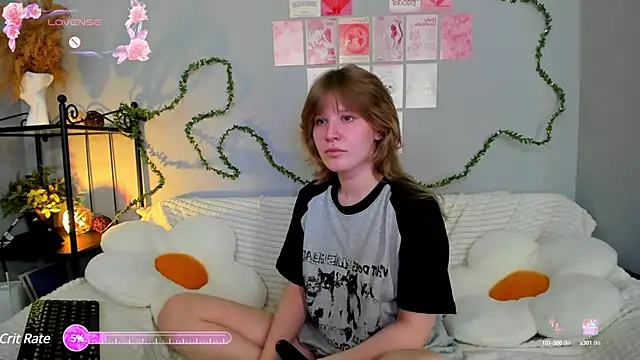 Snapshot of EvaStevs chatting on 03/23/25, 02:04 EvaStevs online show from 03/23/25, 02:04