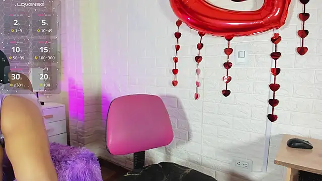 sweet kitty0110 online show from 02/11/26, 11:59