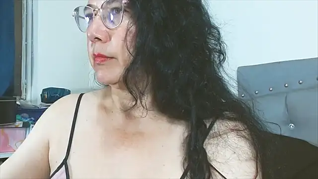 maturepriscila online show from 04/01/26, 02:03