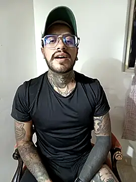 Snapshot of Nicky_smith__ chatting on 12/09/24, 11:03 Nicky smith online show from 12/09/24, 11:03