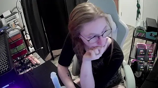 Snapshot of LilyFoxxx chatting on 03/16/26, 05:55 LilyFoxxx online show from 03/16/26, 05:55