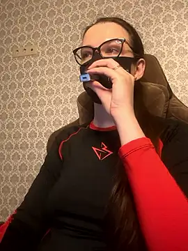 MoonKseni online show from 12/04/24, 07:17