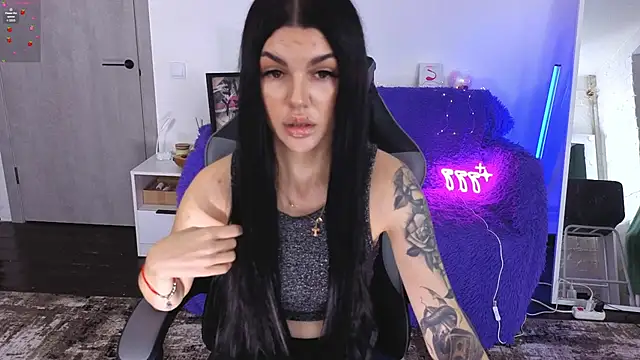 Tiffany lab online show from 11/27/25, 09:22