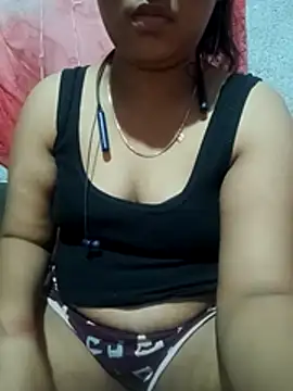 Snapshot of Super-Couple chatting on 12/02/25, 10:31 Super-Couple online show from 12/02/25, 10:31