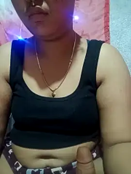 Snapshot of Super-Couple chatting on 12/03/25, 05:37 Super-Couple online show from 12/03/25, 05:37