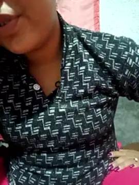 Snapshot of Super-Couple chatting on 12/23/25, 08:45 Super-Couple online show from 12/23/25, 08:45