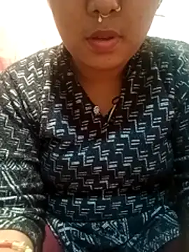 Snapshot of Super-Couple chatting on 01/06/26, 04:21 Super-Couple online show from 01/06/26, 04:21