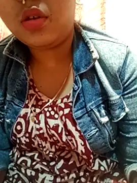 Snapshot of Super-Couple chatting on 01/08/26, 05:37 Super-Couple online show from 01/08/26, 05:37