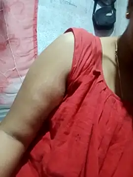 Snapshot of Super-Couple chatting on 02/20/26, 06:26 Super-Couple online show from 02/20/26, 06:26