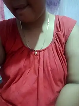 Snapshot of Super-Couple chatting on 02/22/26, 08:02 Super-Couple online show from 02/22/26, 08:02